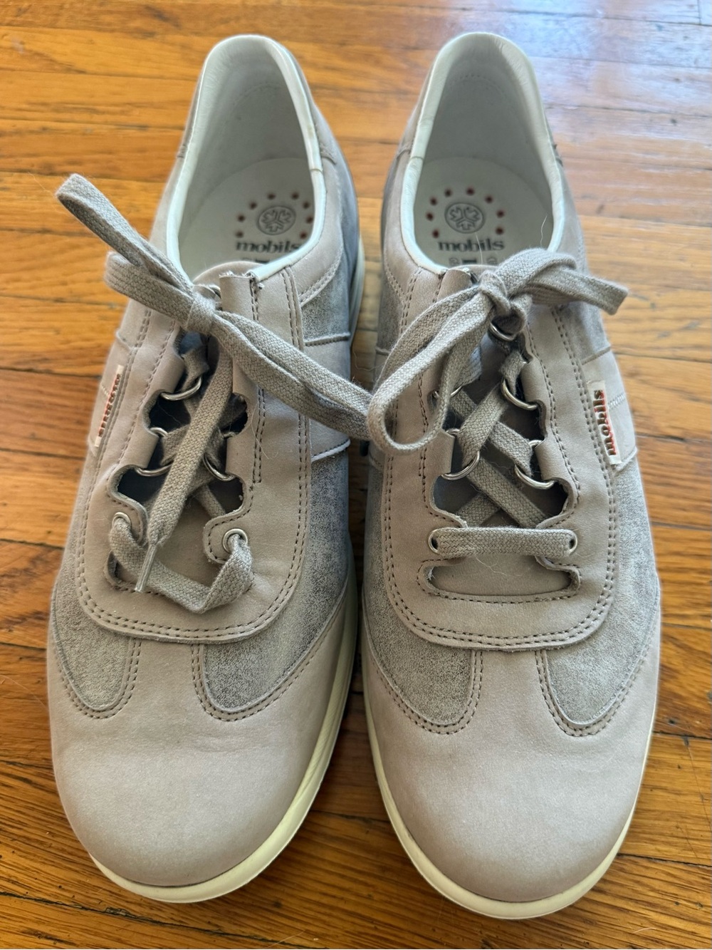 Mobils by Mephisto Leather Suede Sneakers US 10 NWOT